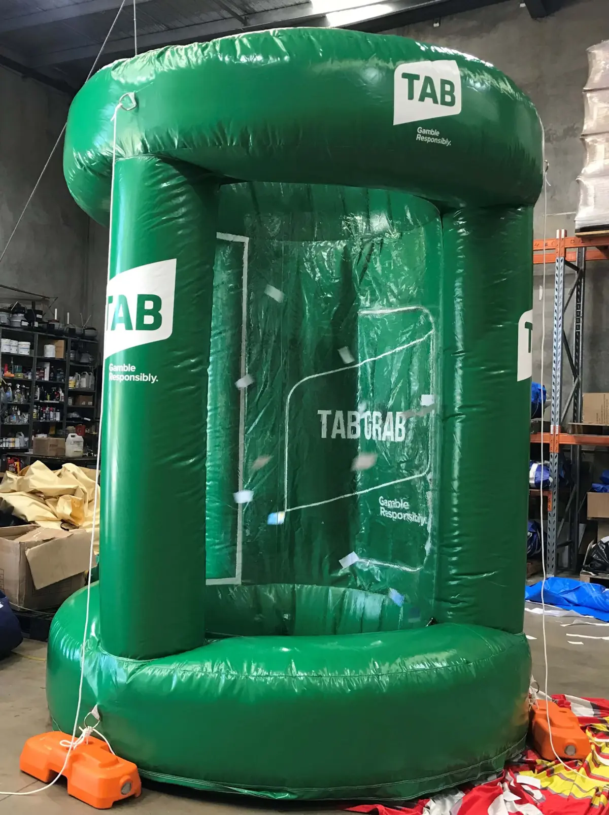 green-round-cash machine